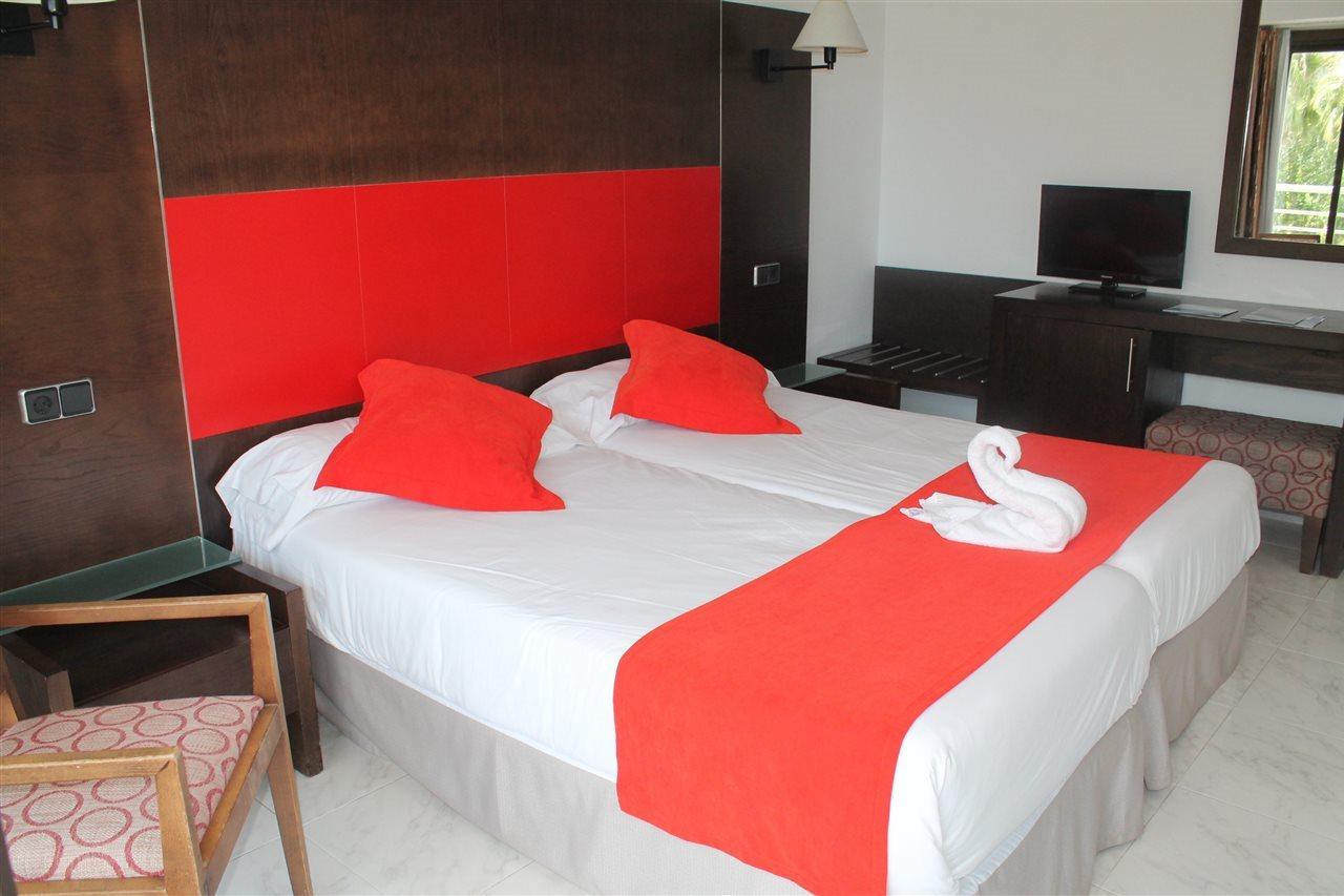 Bahia De Alcudia Hotel & Spa Пуерто де ла Аркудия Екстериор снимка